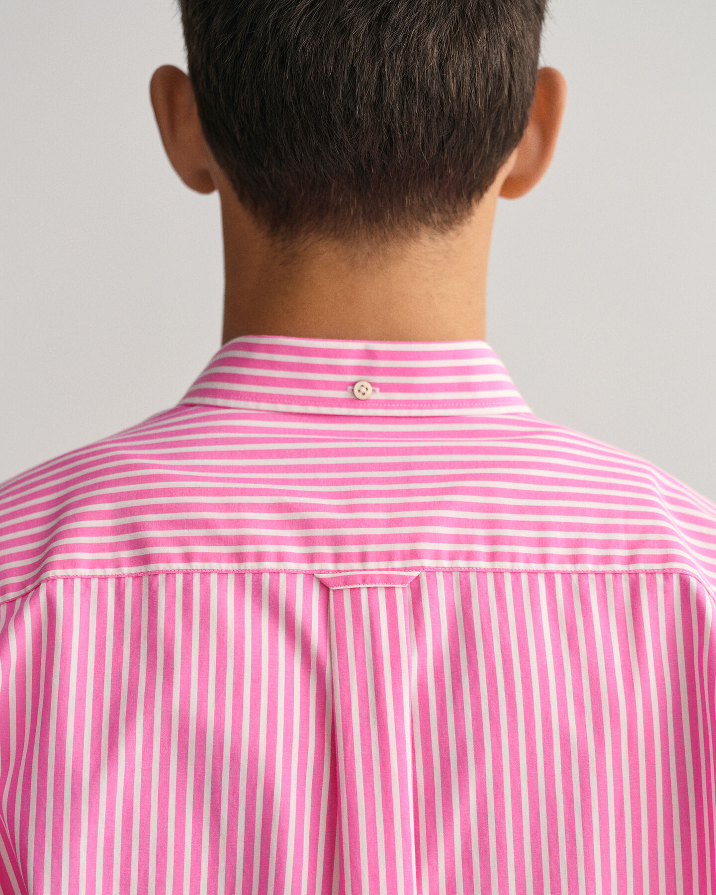 Regular Fit gestreept overhemd van poplin met korte mouwen