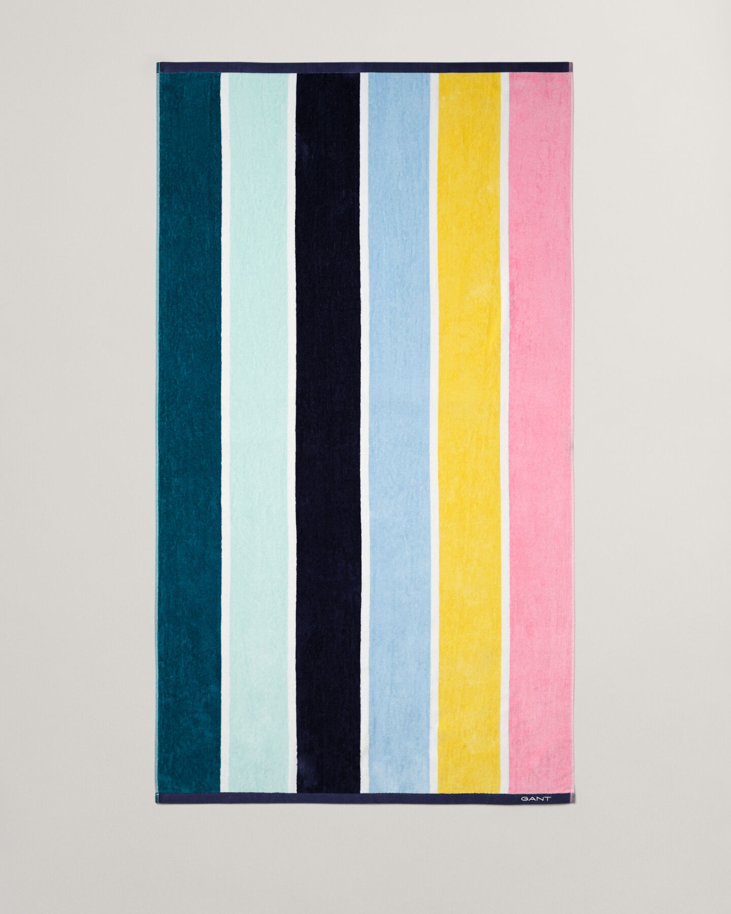 Veelkleurig gestreept strandlaken