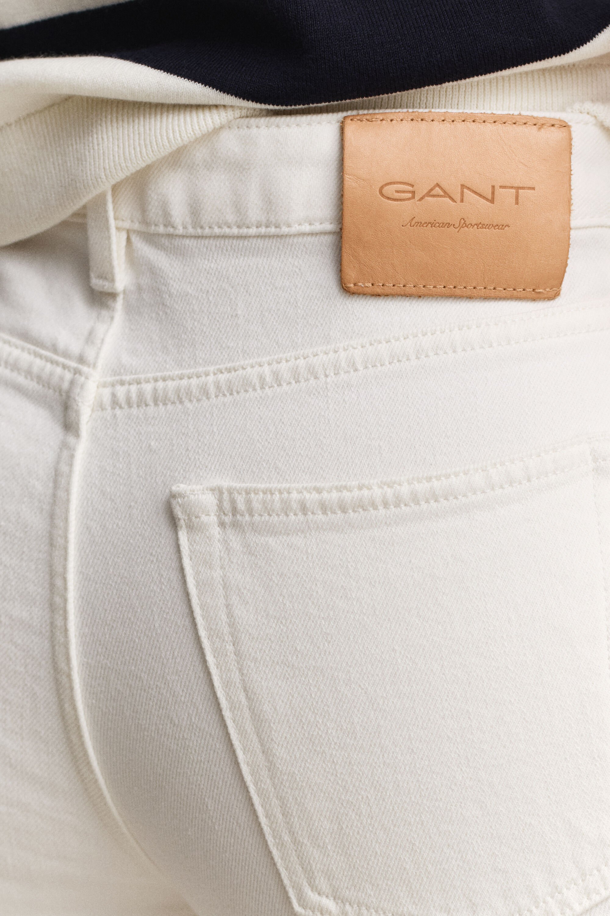 Stretchjeans met rechte pijpen