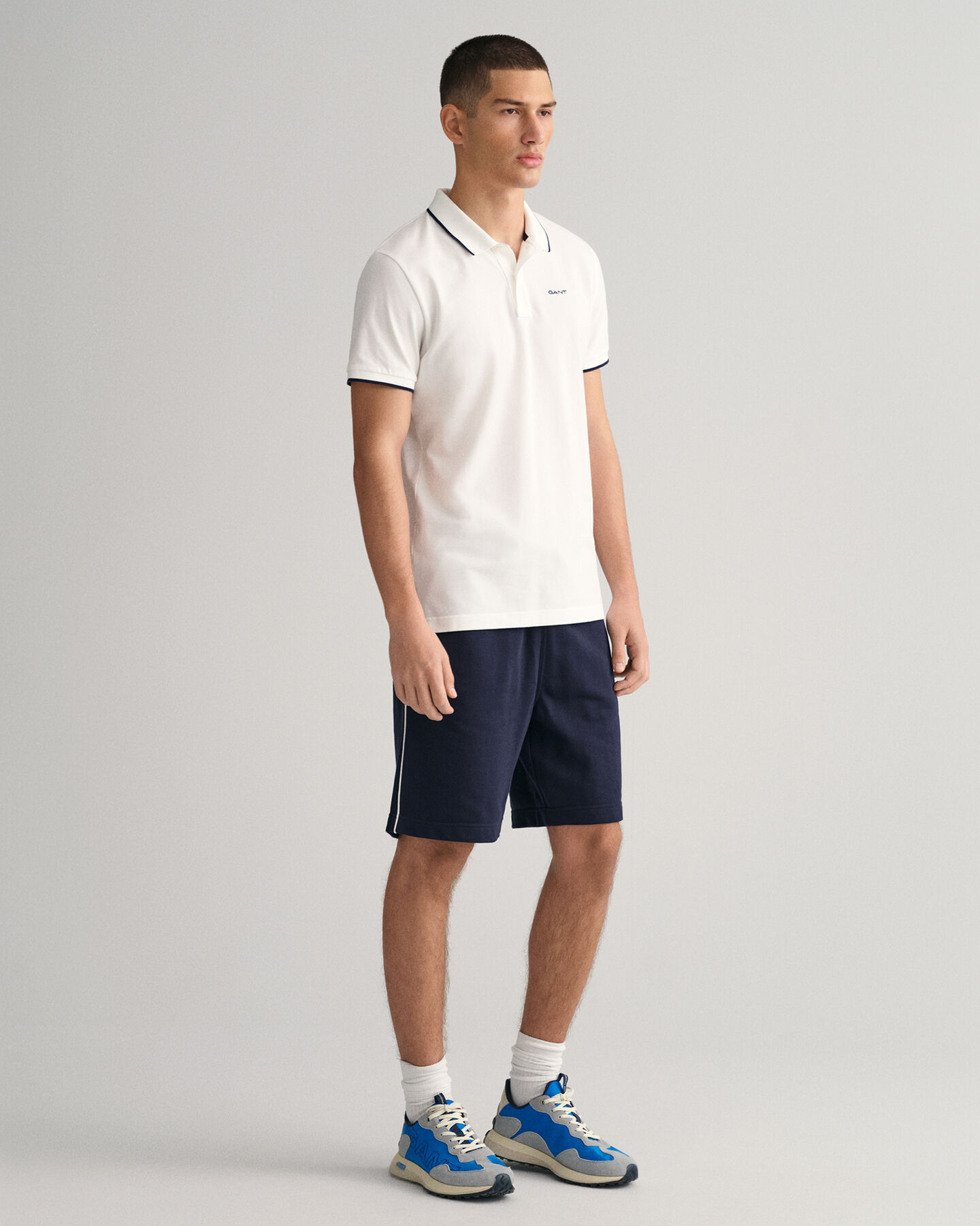 Contrast Tipped piqu&eacute; poloshirt