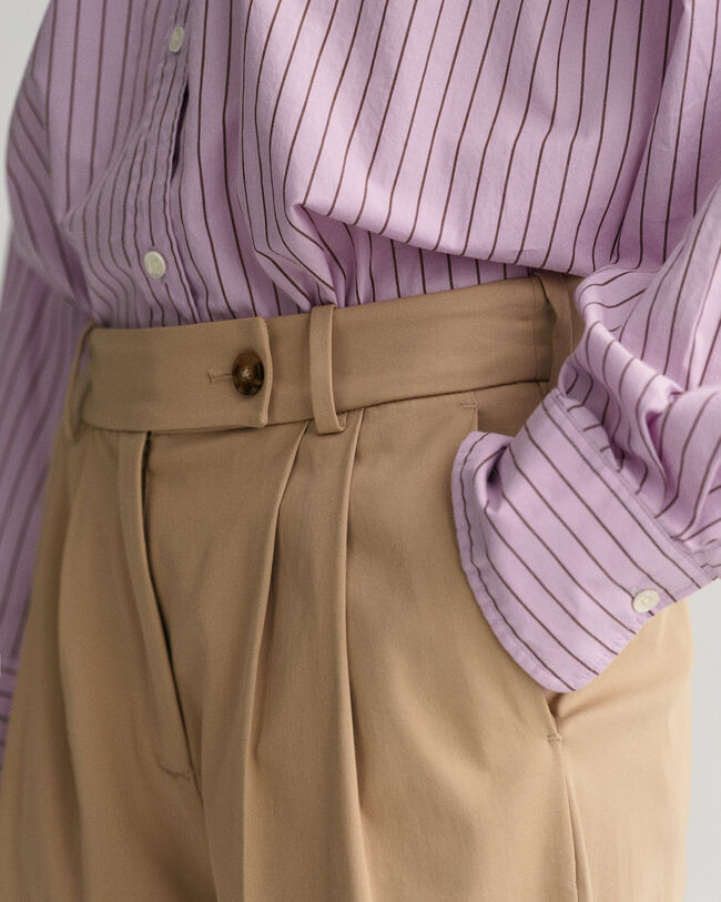 Relaxed Fit chino met hoge taille