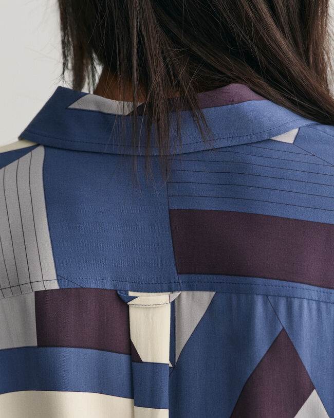 Overhemdjurk met letterprint