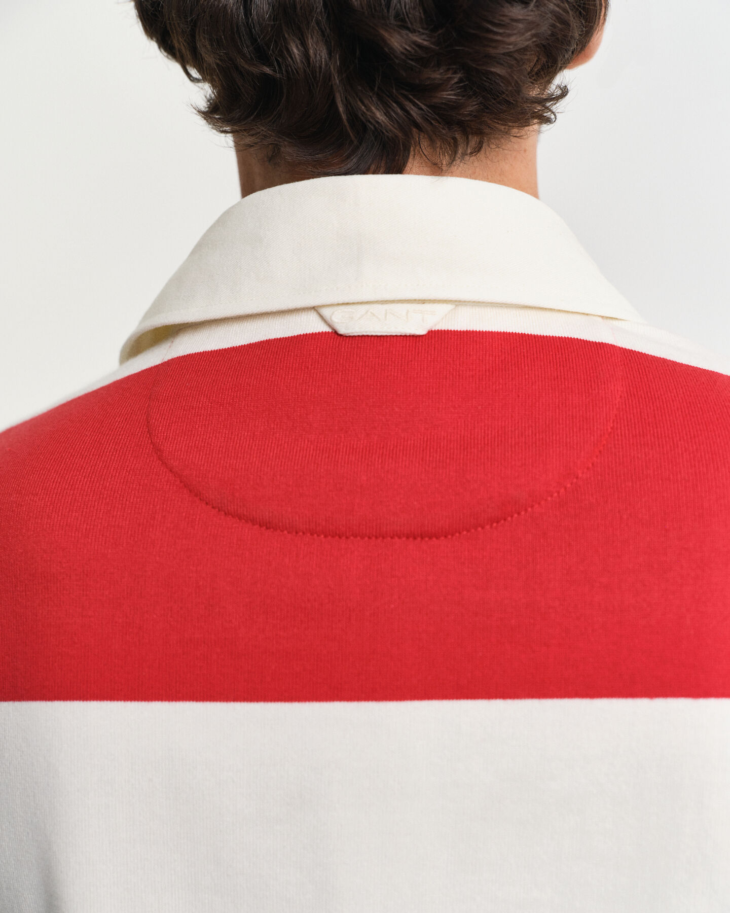 Rugger met brede strepen