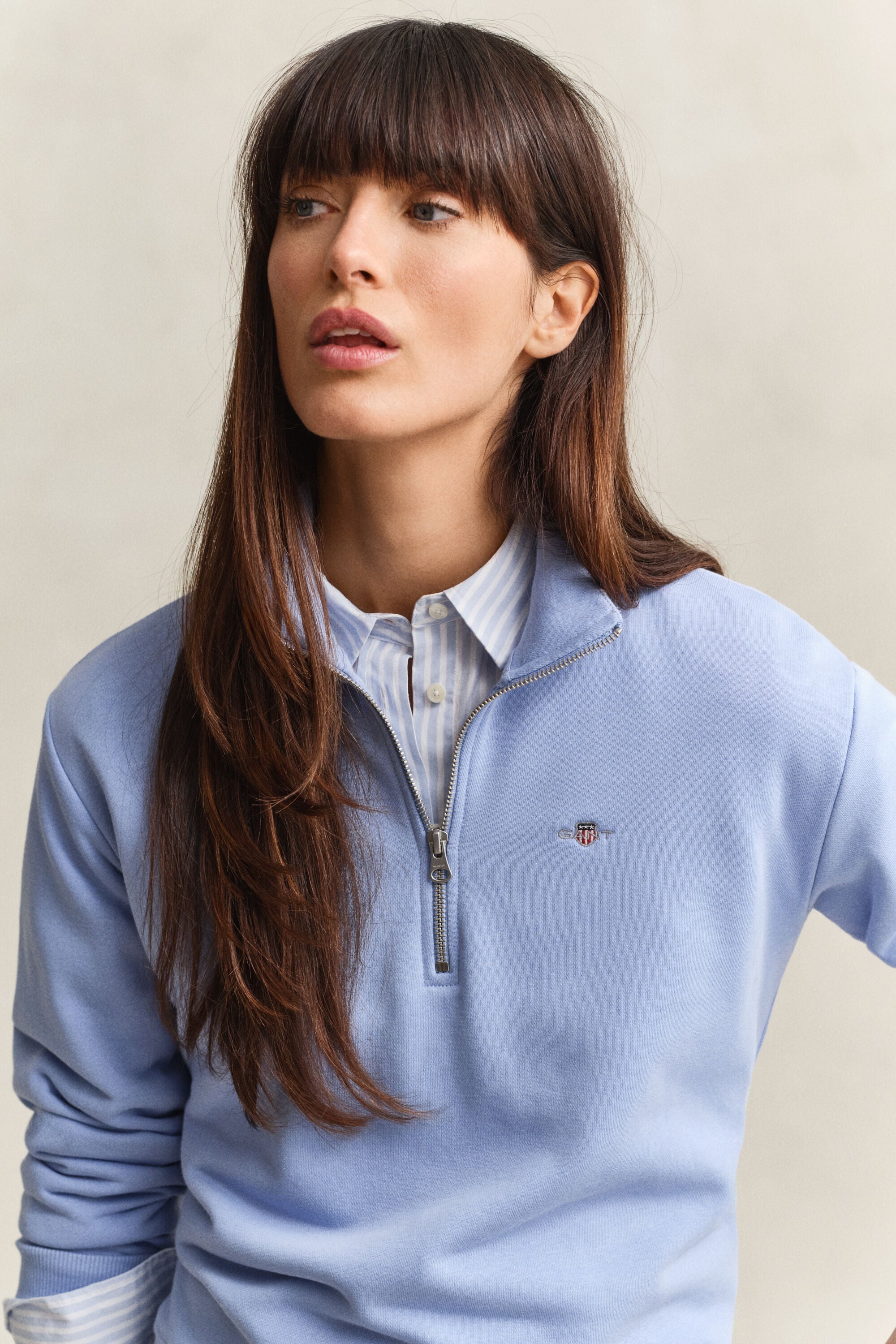 Shield sweatshirt met korte rits