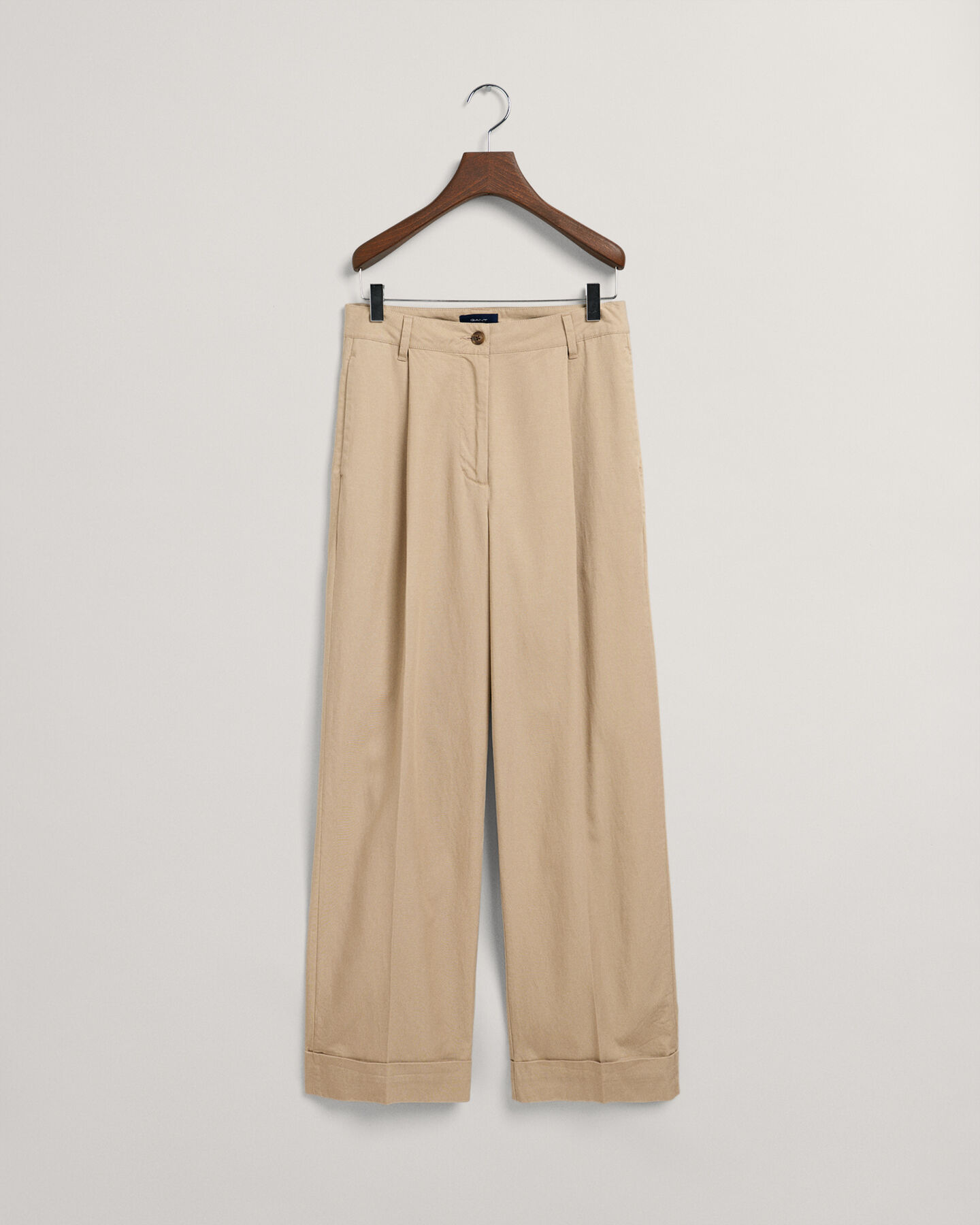Relaxed Fit Turn-Up chino