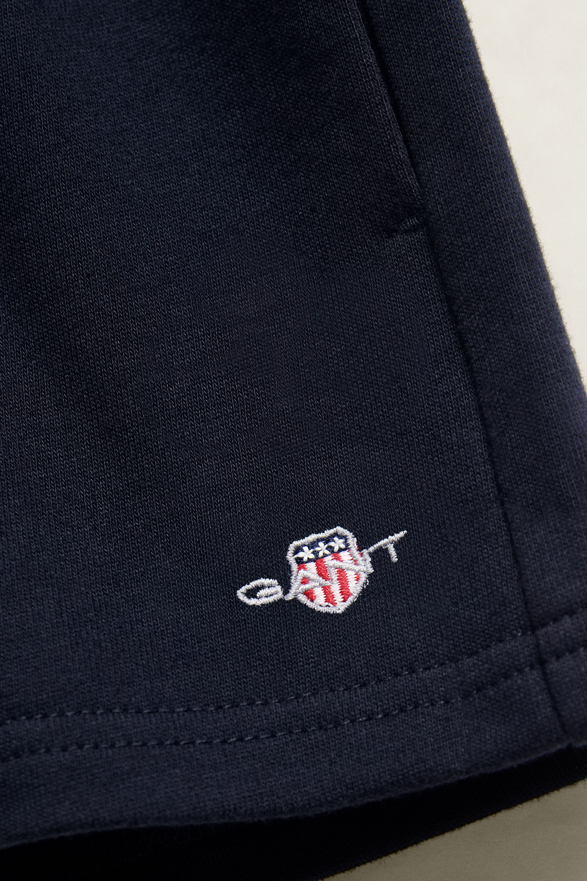 Girls Shield sweatshort