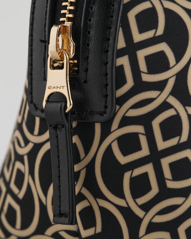 G Patterned toilettas