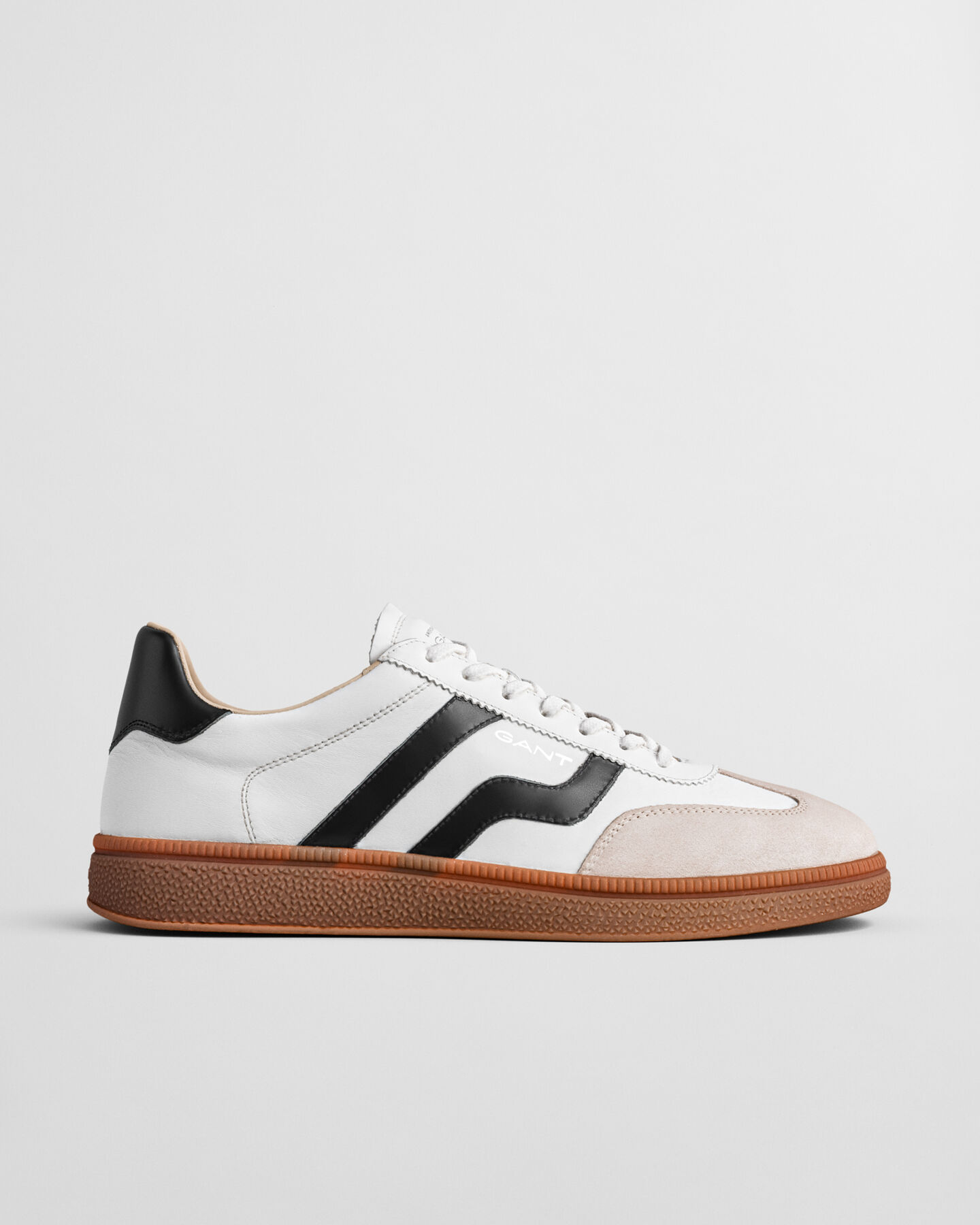 Cuzmo suède sneakers