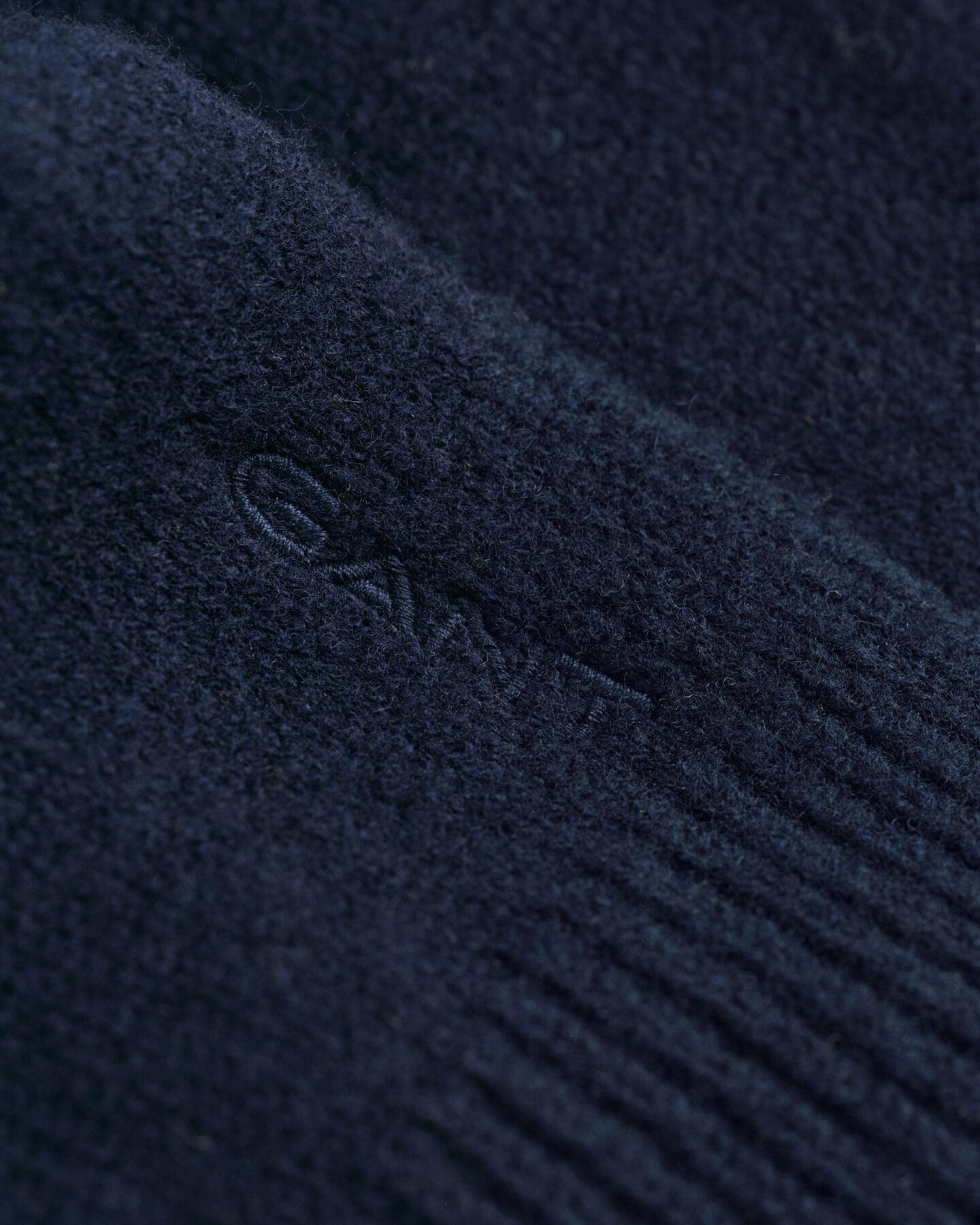 Gebreide wollen sjaal