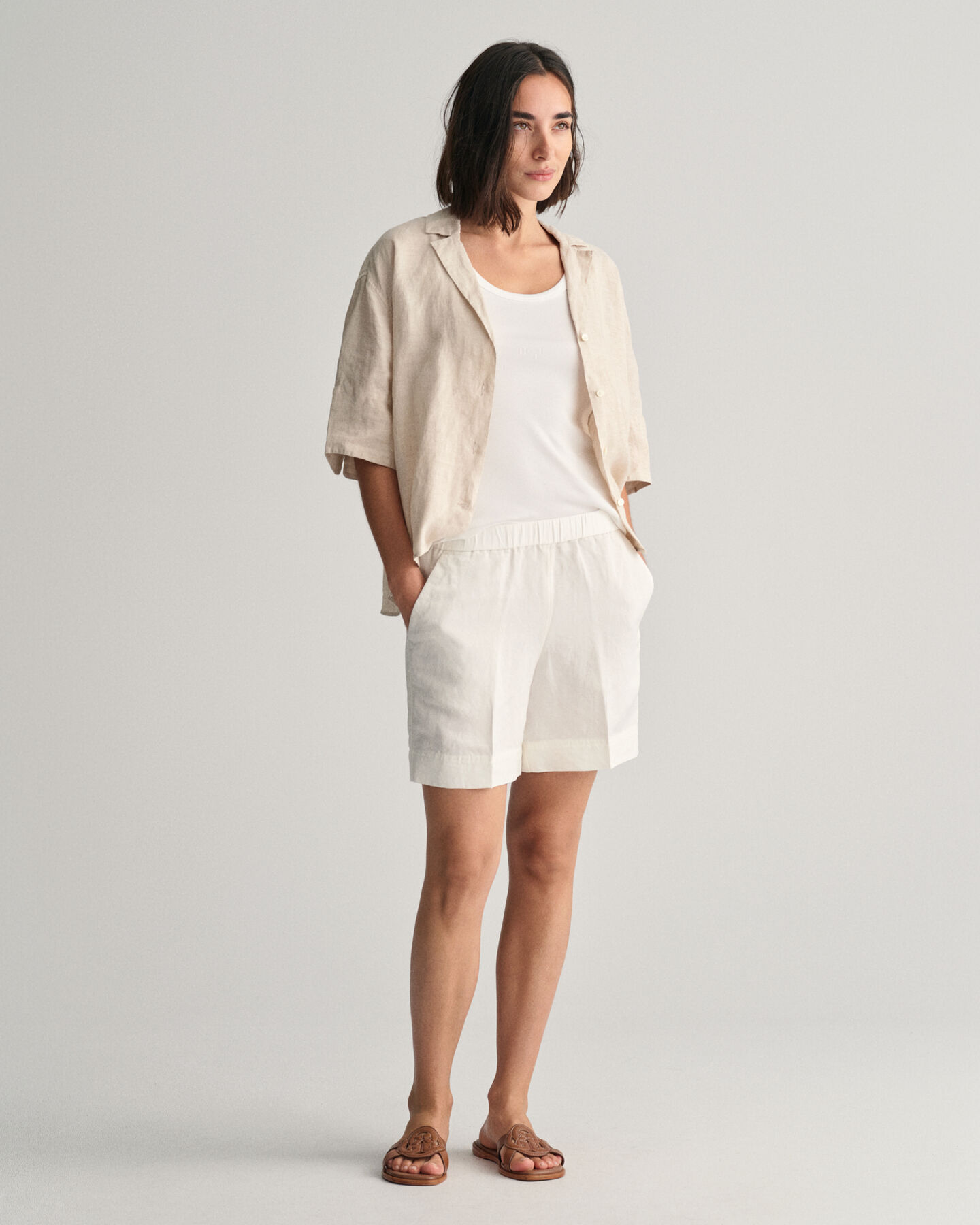 Relaxed Fit Pull-On short van linnenmix