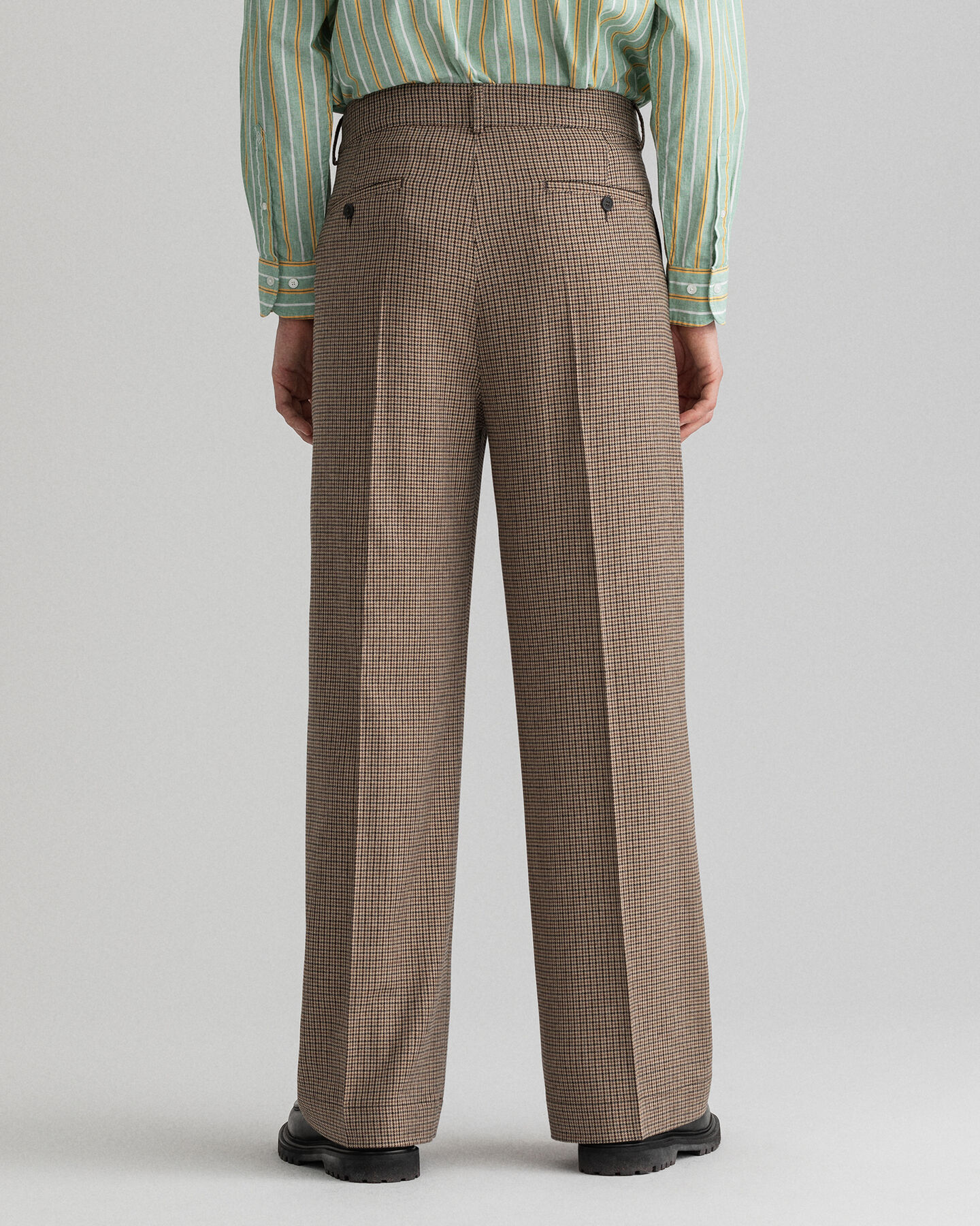 Kostuumbroek met plooien en ruitjes