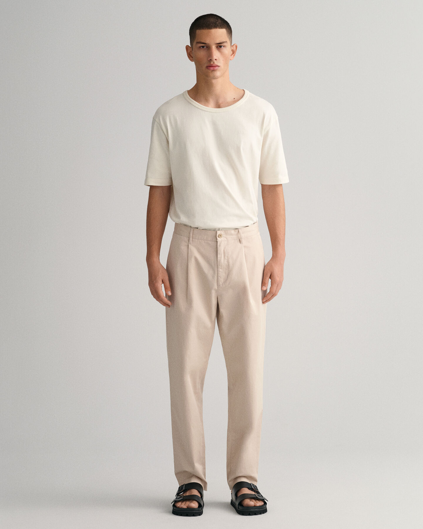 Slim Fit chino van keperstof met plooien
