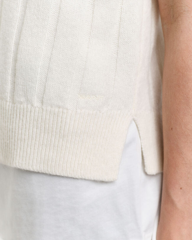 Wollen spencer met V-hals en brede rib