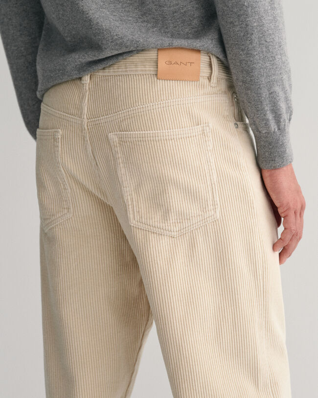Loose Fit corduroy jeans