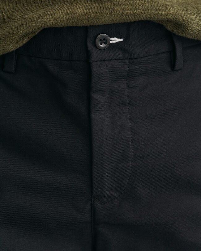 Allister Regular Fit Tech Prep&trade; short