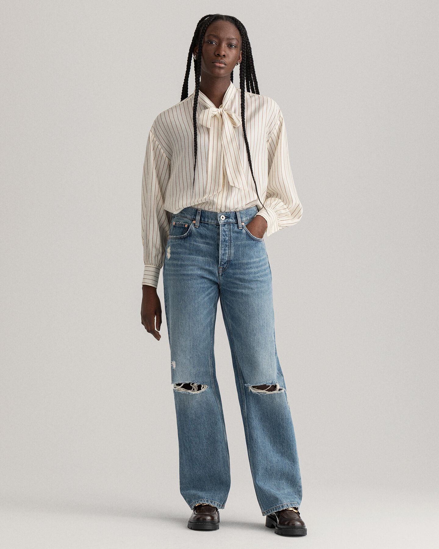 Zijden overhemd met krijtstreepje en strik