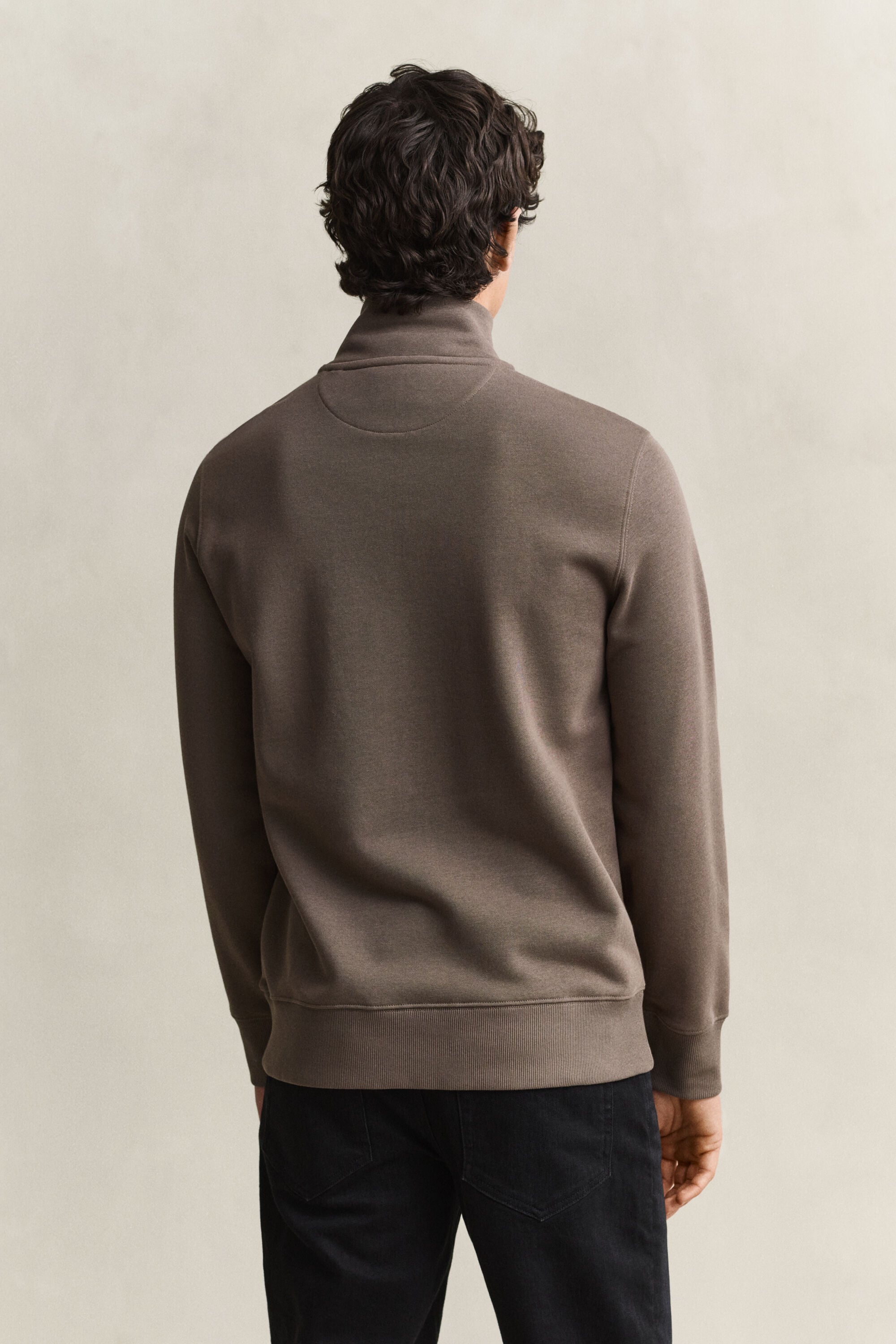 Shield sweatshirt met korte rits