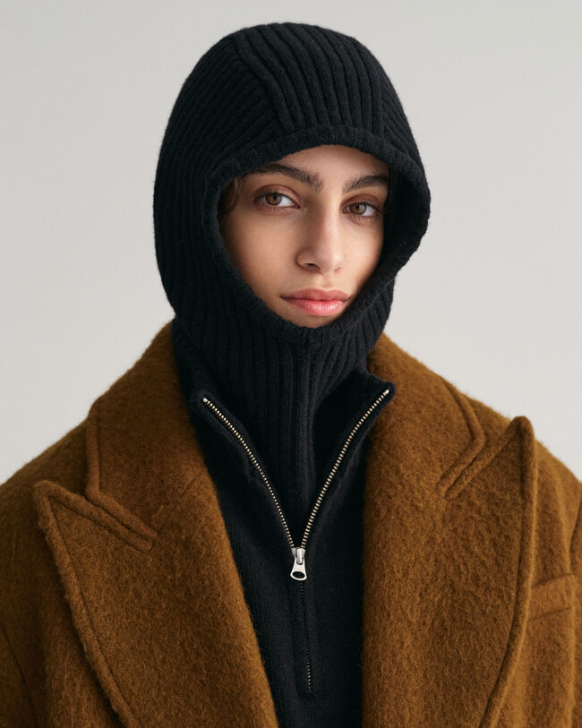 Gebreide wollen bivakmuts