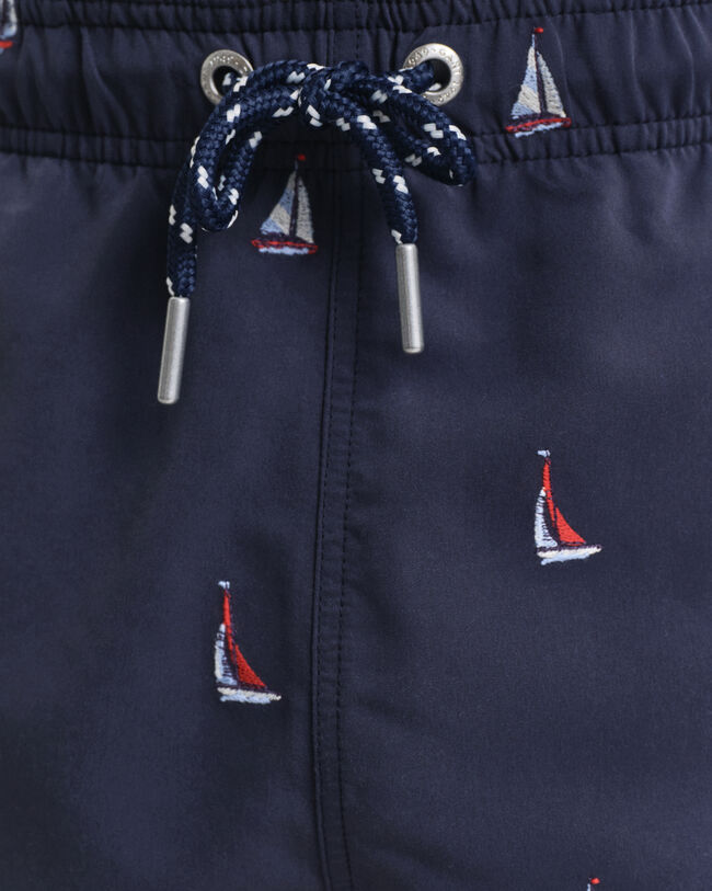 Zwemshort met geborduurde boot