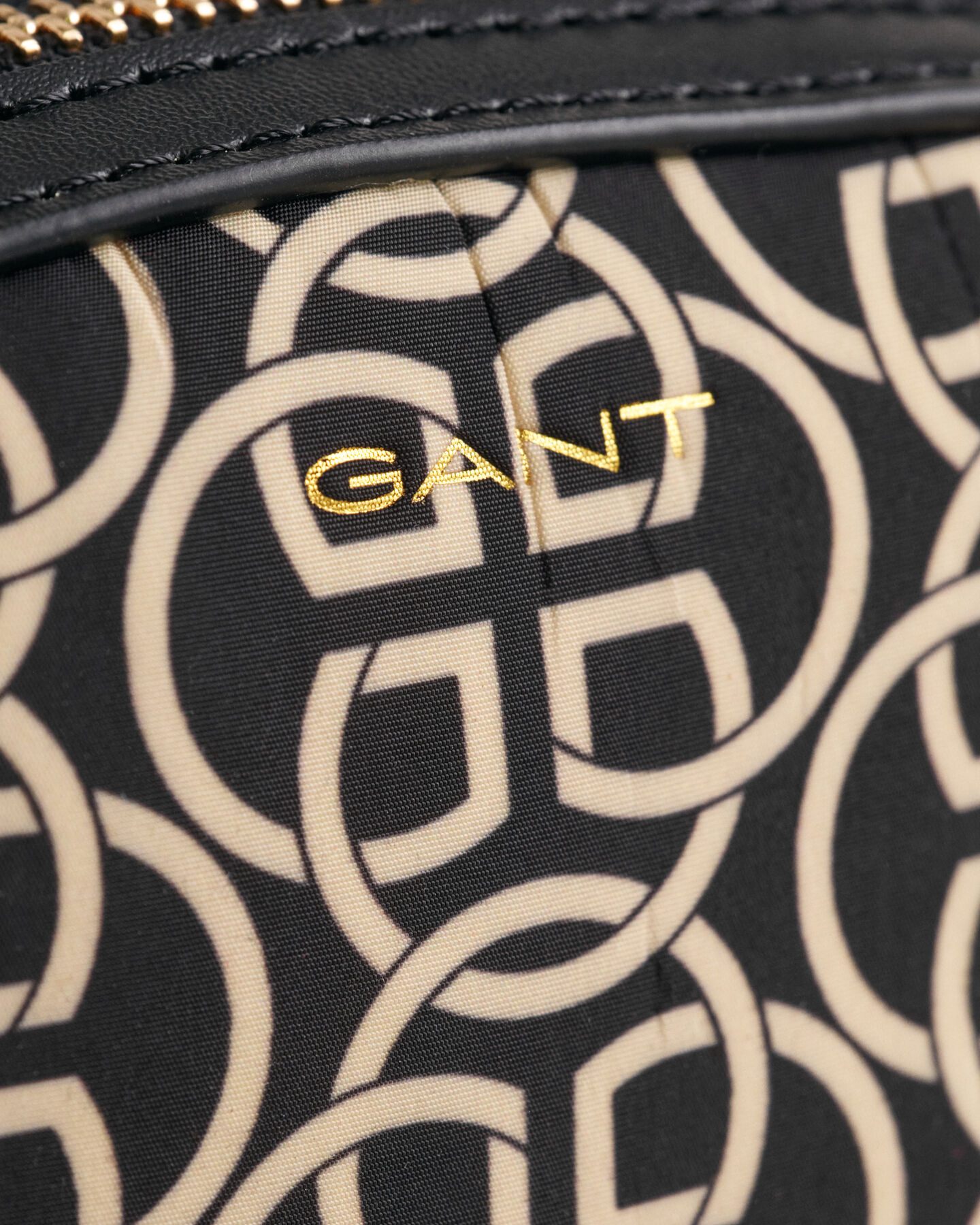 G Patterned make-uptas