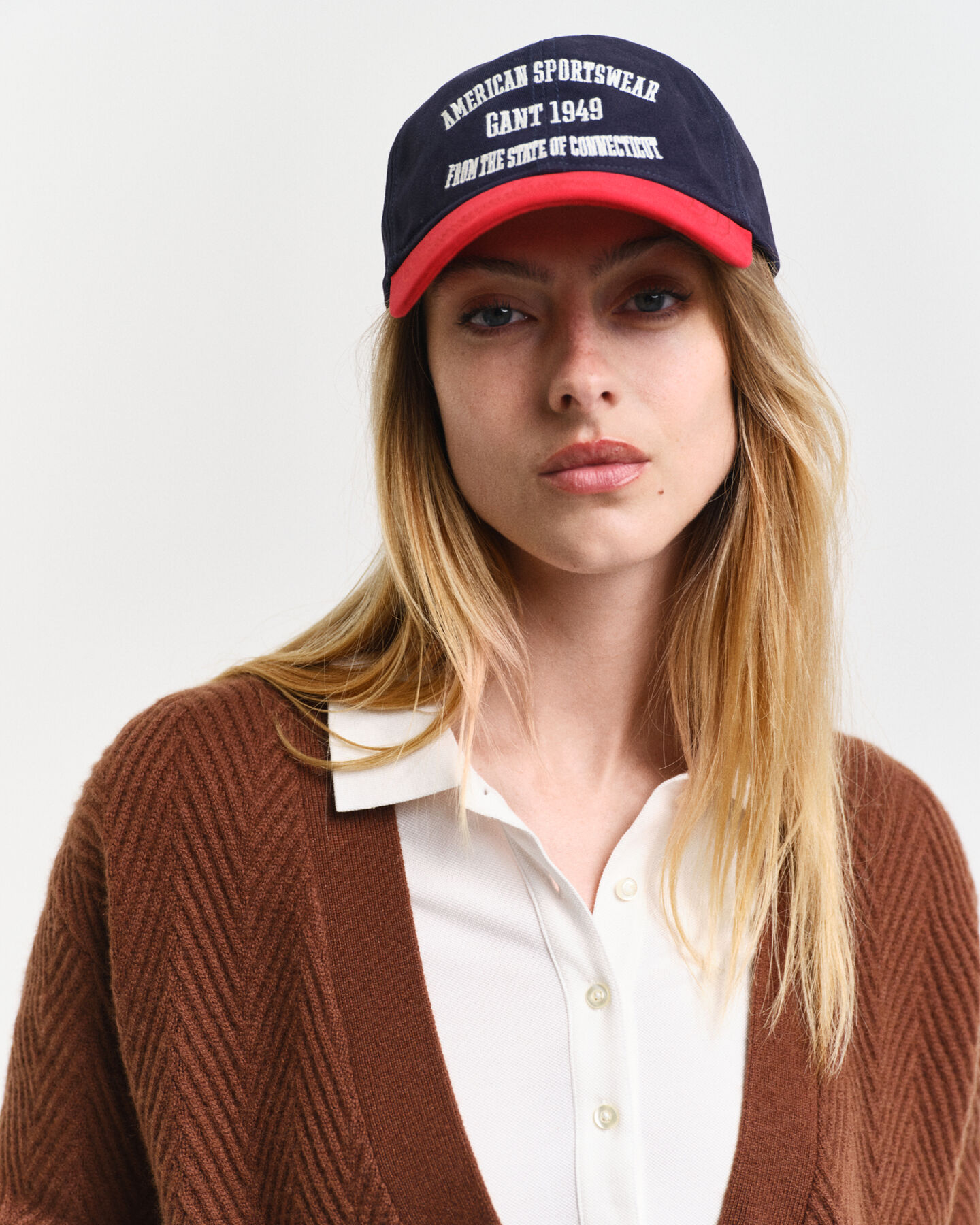 Vest met V-hals en visgraatmotief