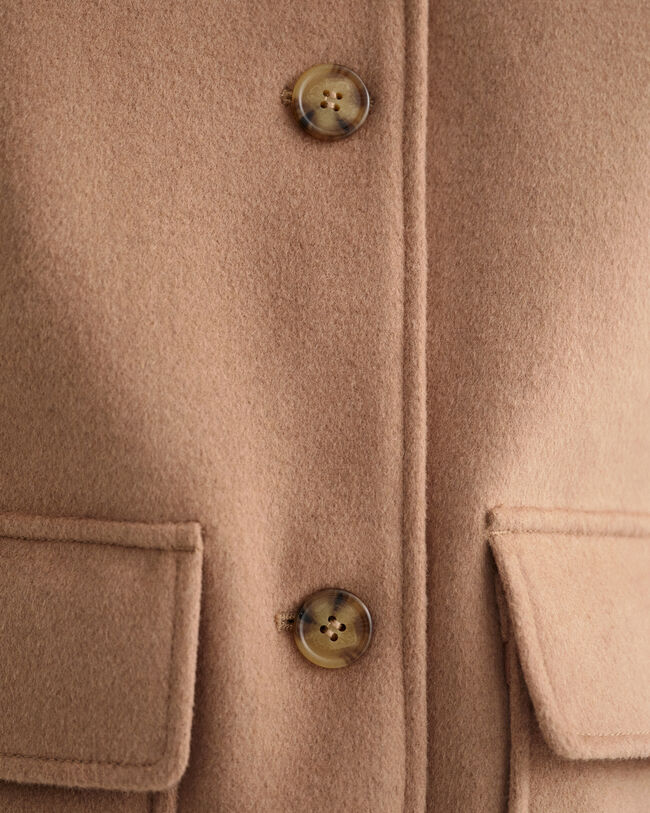 Cropped jack van wolmix