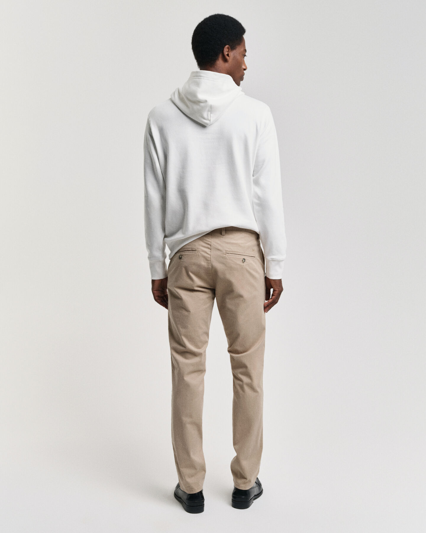 Seasonal Essential Slim Fit Archive Shield chino