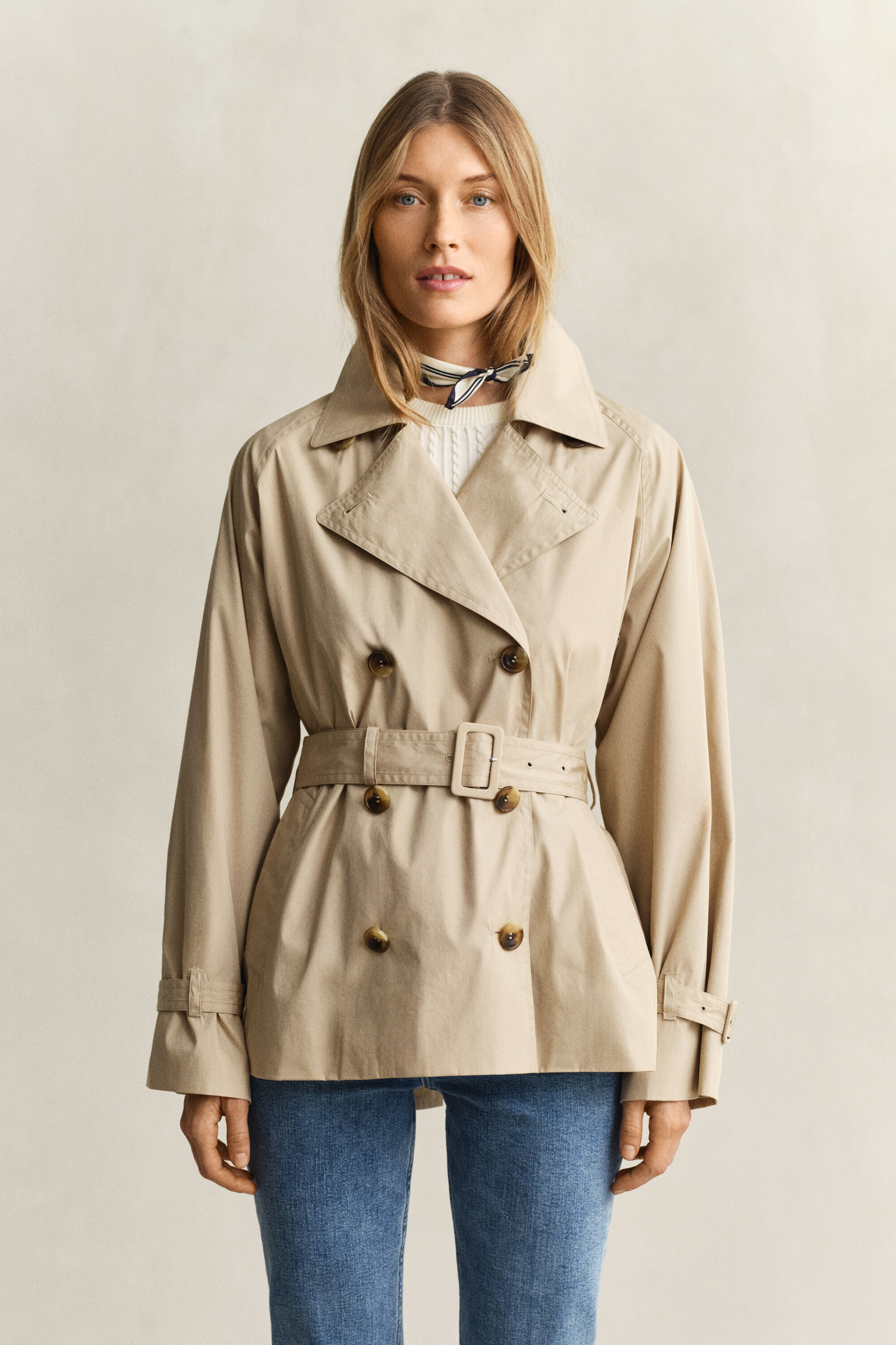 Lichtgewicht korte trenchcoat