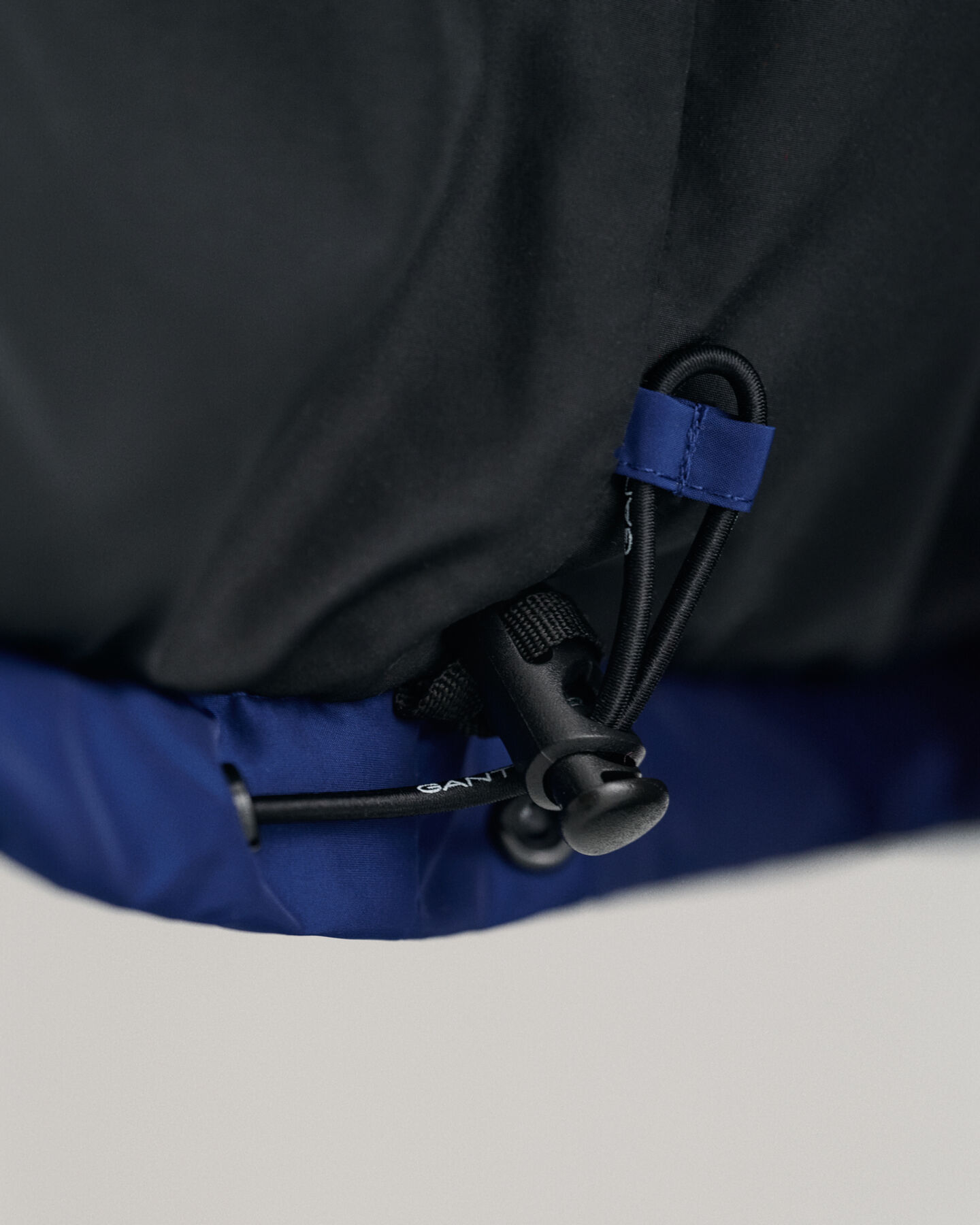 Gewatteerd jack met kleurblokken