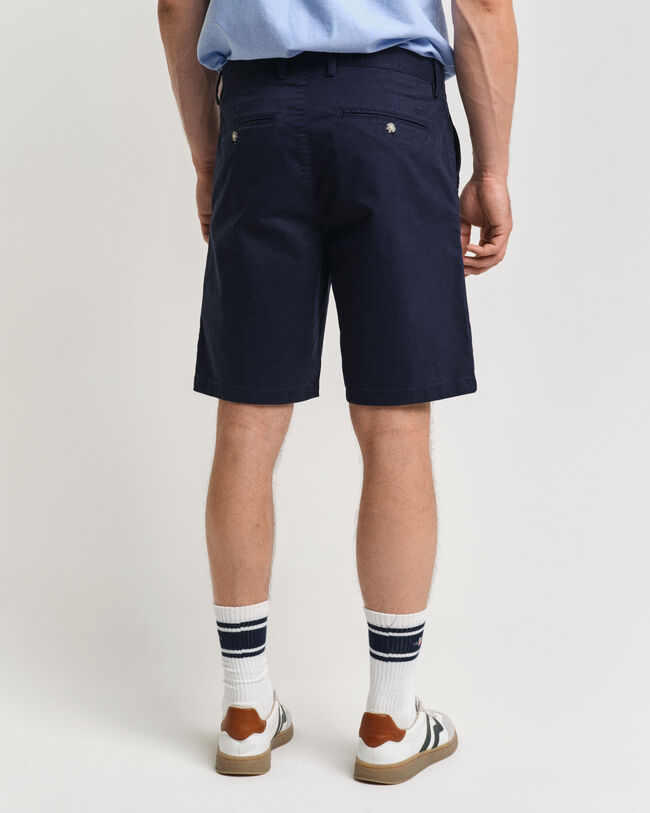 Seasonal Essential Regular Fit Archive Shield chinoshort