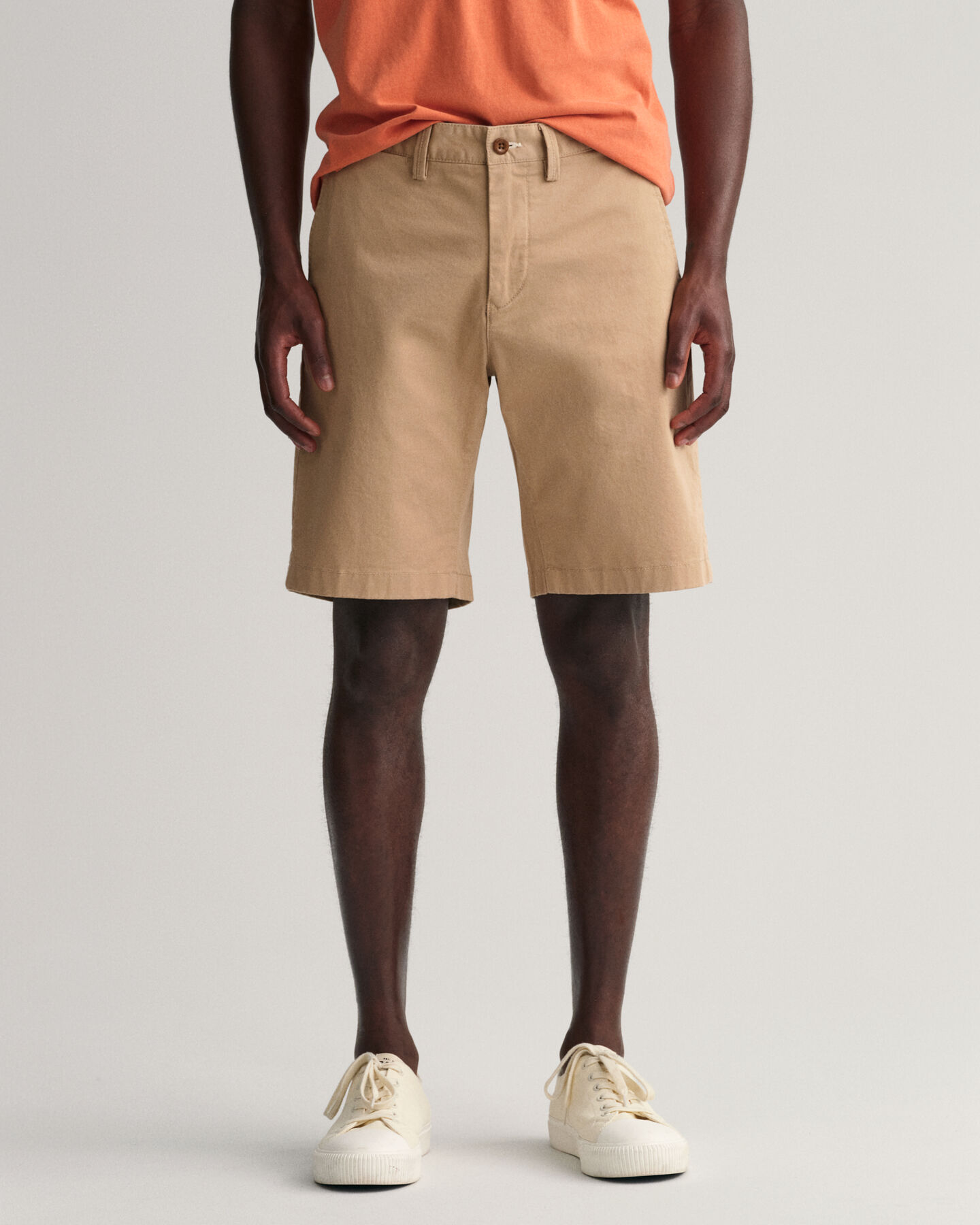 Hallden Slim Fit short van keperstof