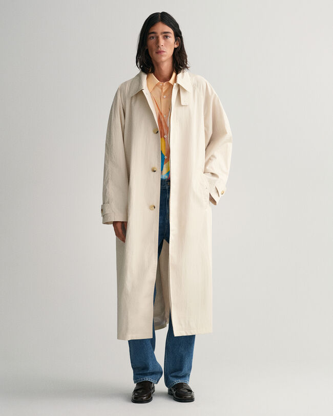 Oversized trenchcoat