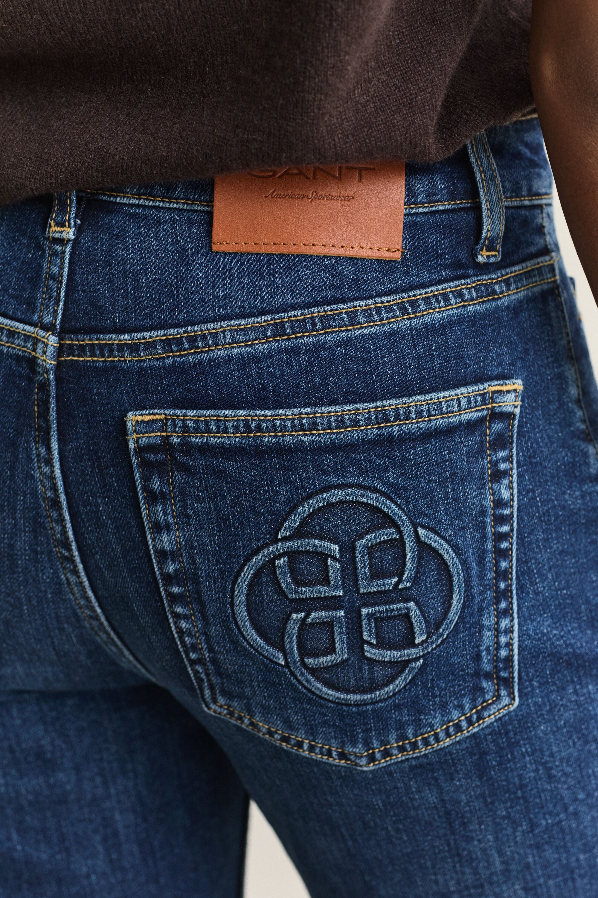 Monogram jeans met wijduitlopende pijpen
