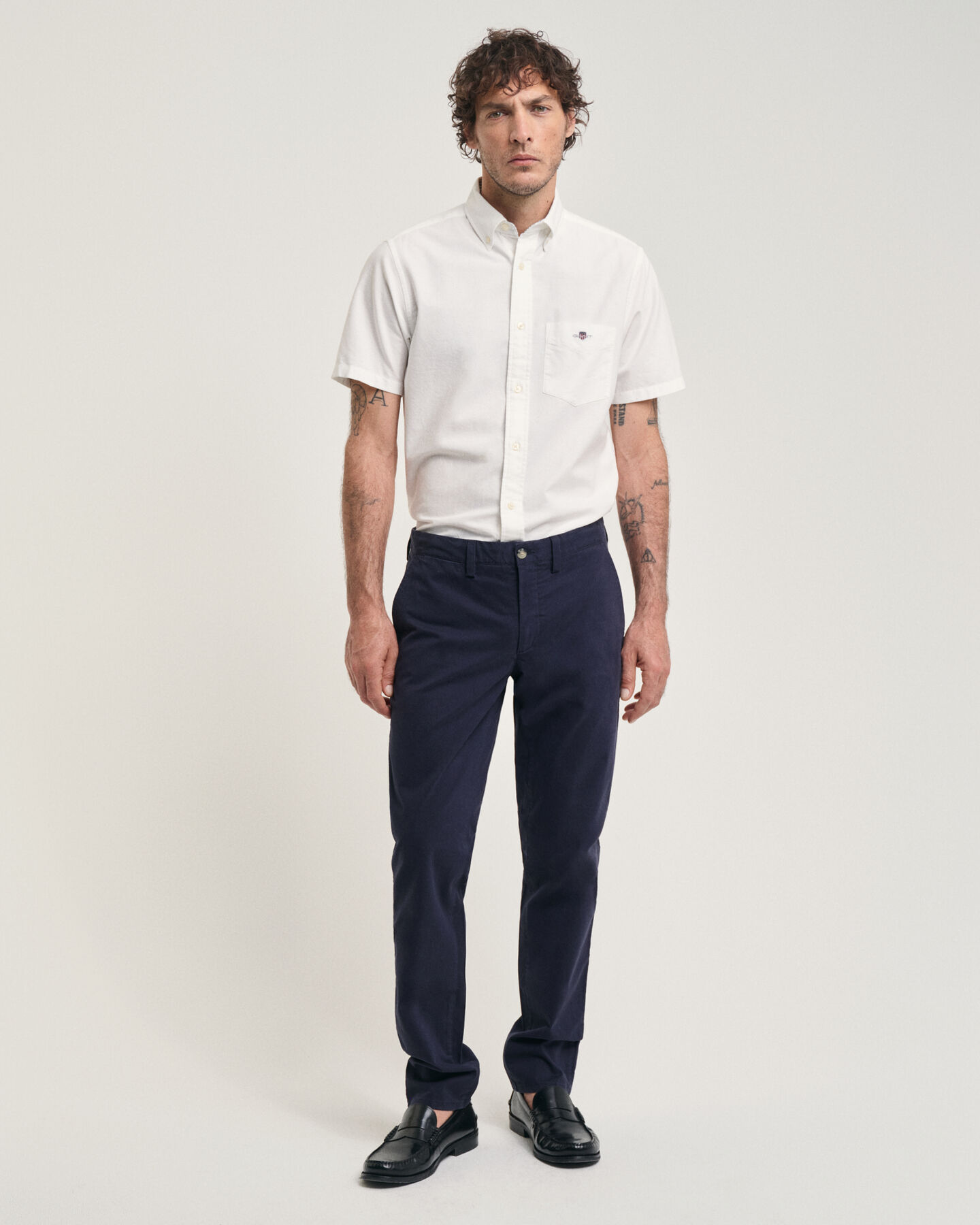 Seasonal Essential Slim Fit Archive Shield chino