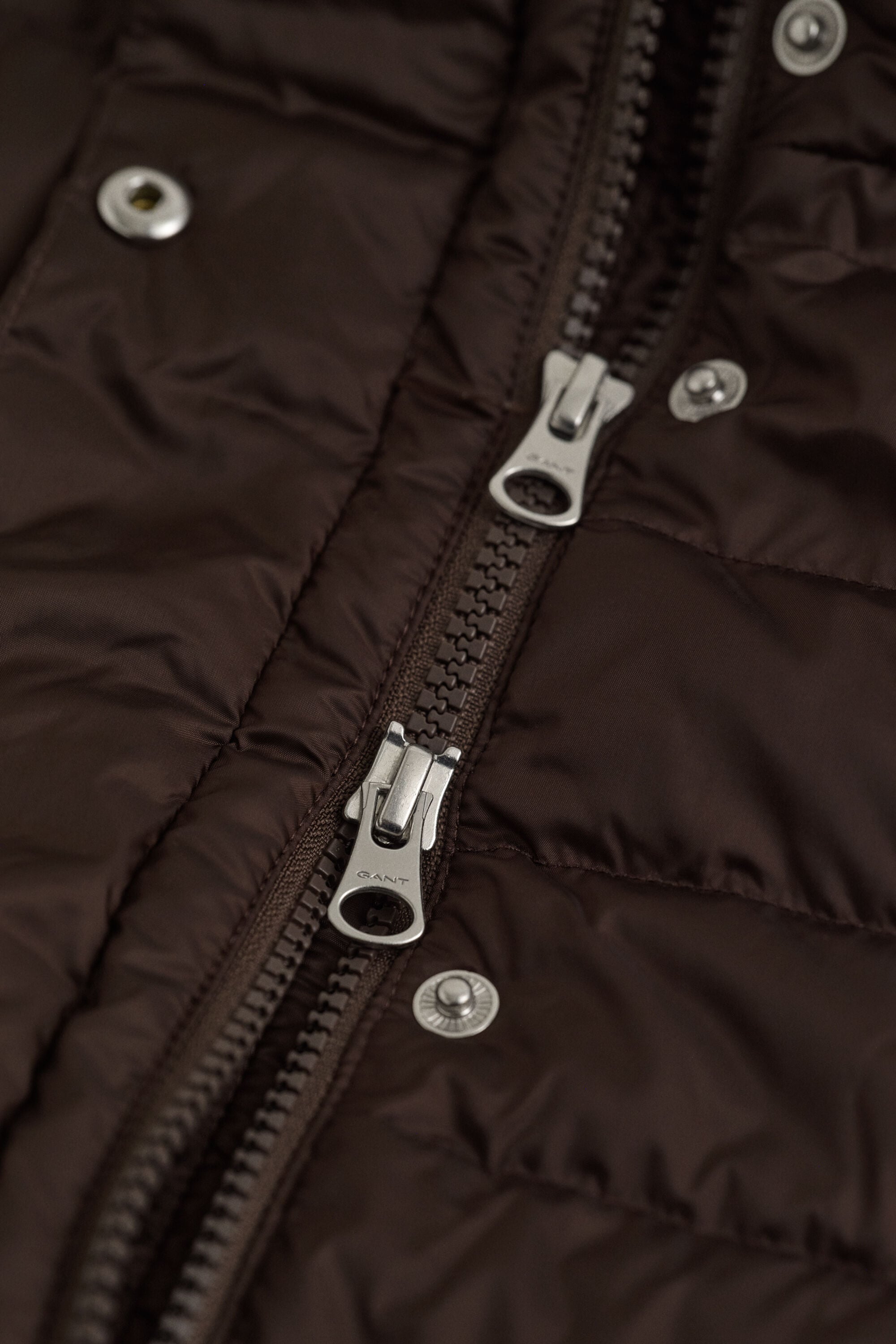Lichte donsbodywarmer