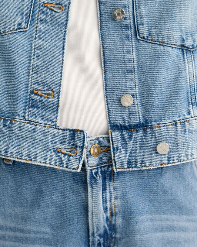 Cropped spijkerjasje