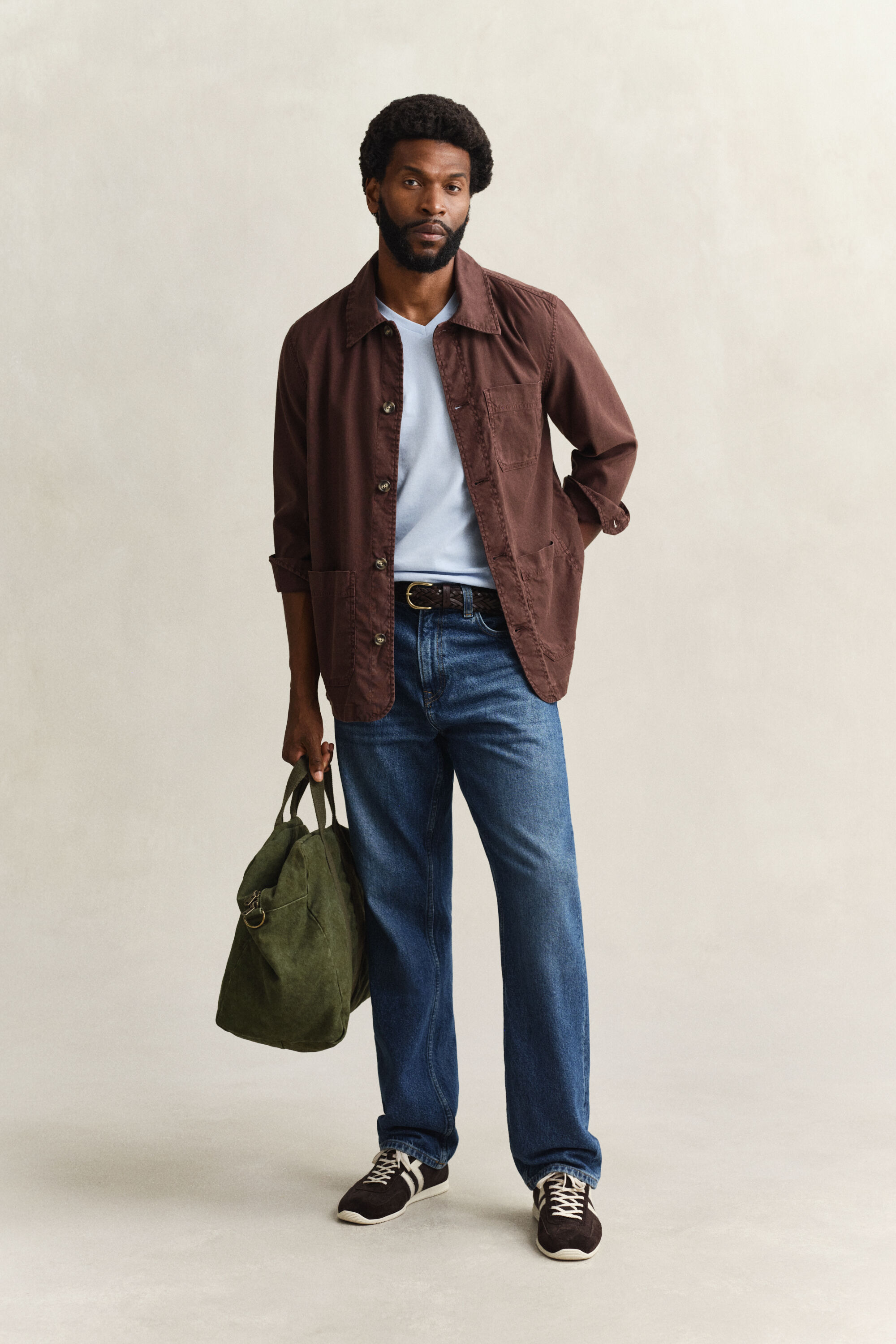 Slim Fit Shield T-shirt met V-hals