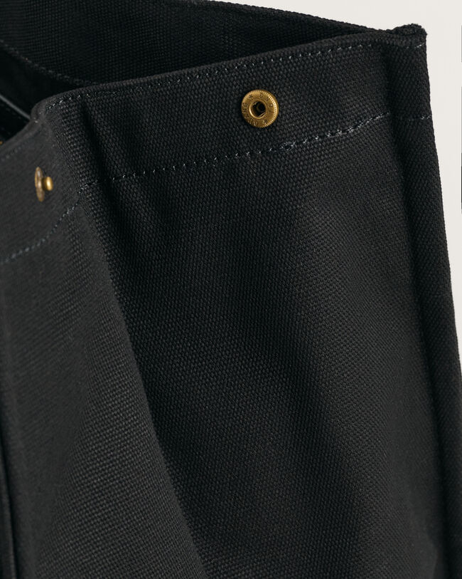 Tonal Shield canvas reistas