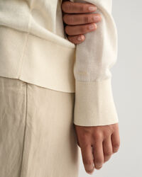 Fijngebreide trui met V-hals