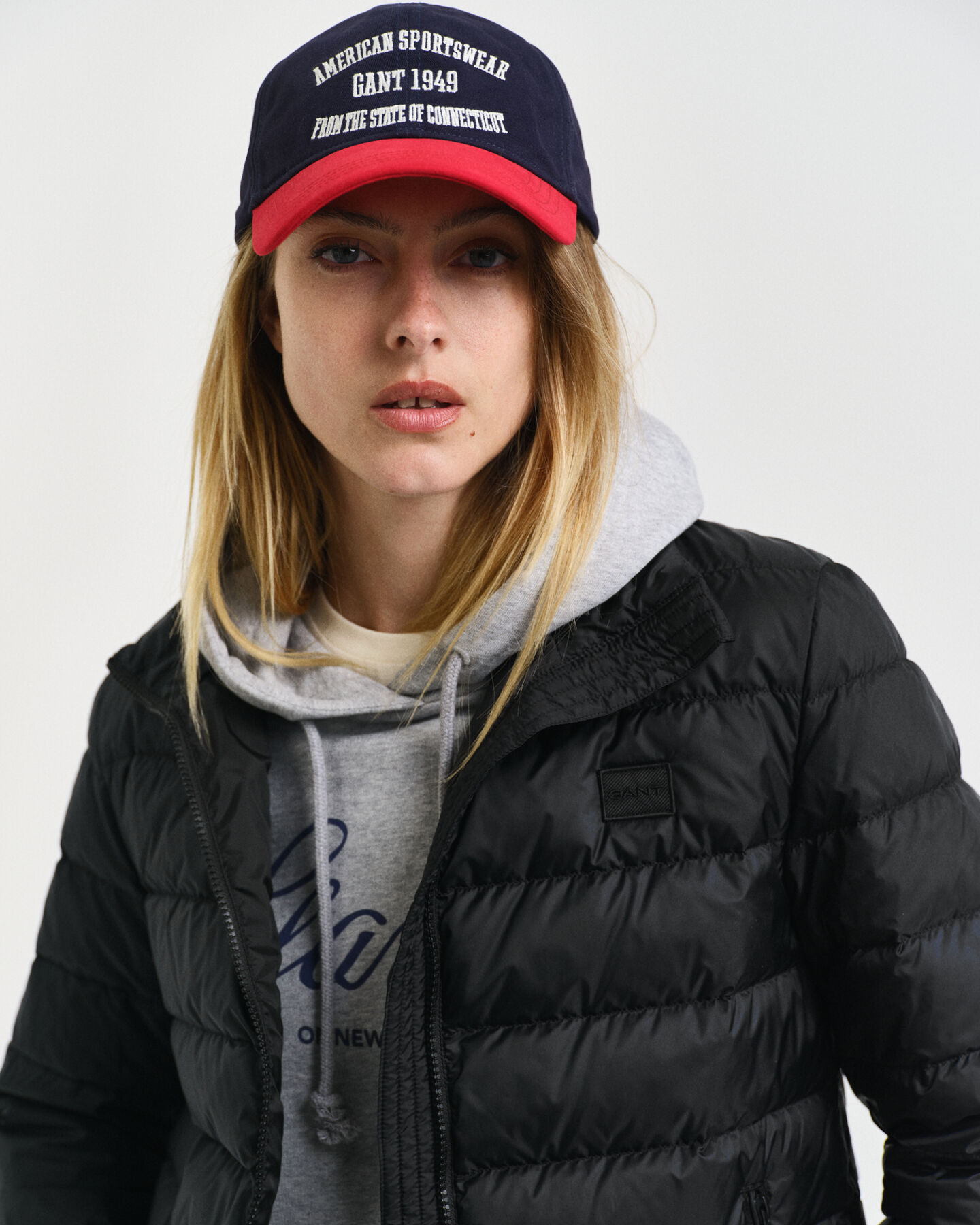 Licht donsjack met logo