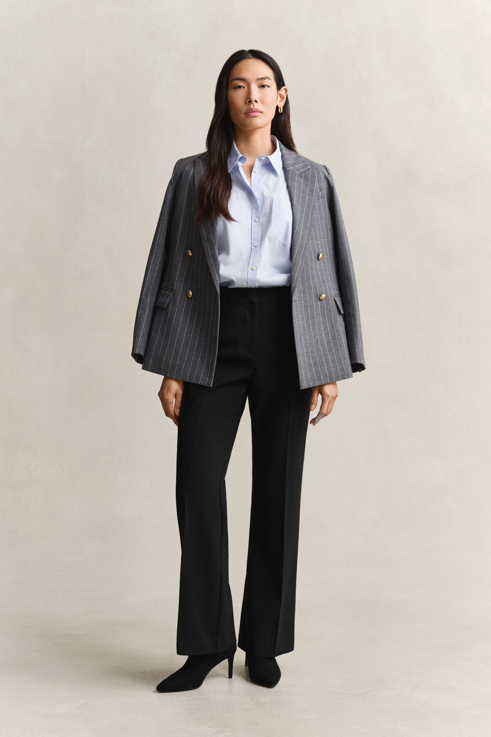 Nette nauwsluitende flared broek