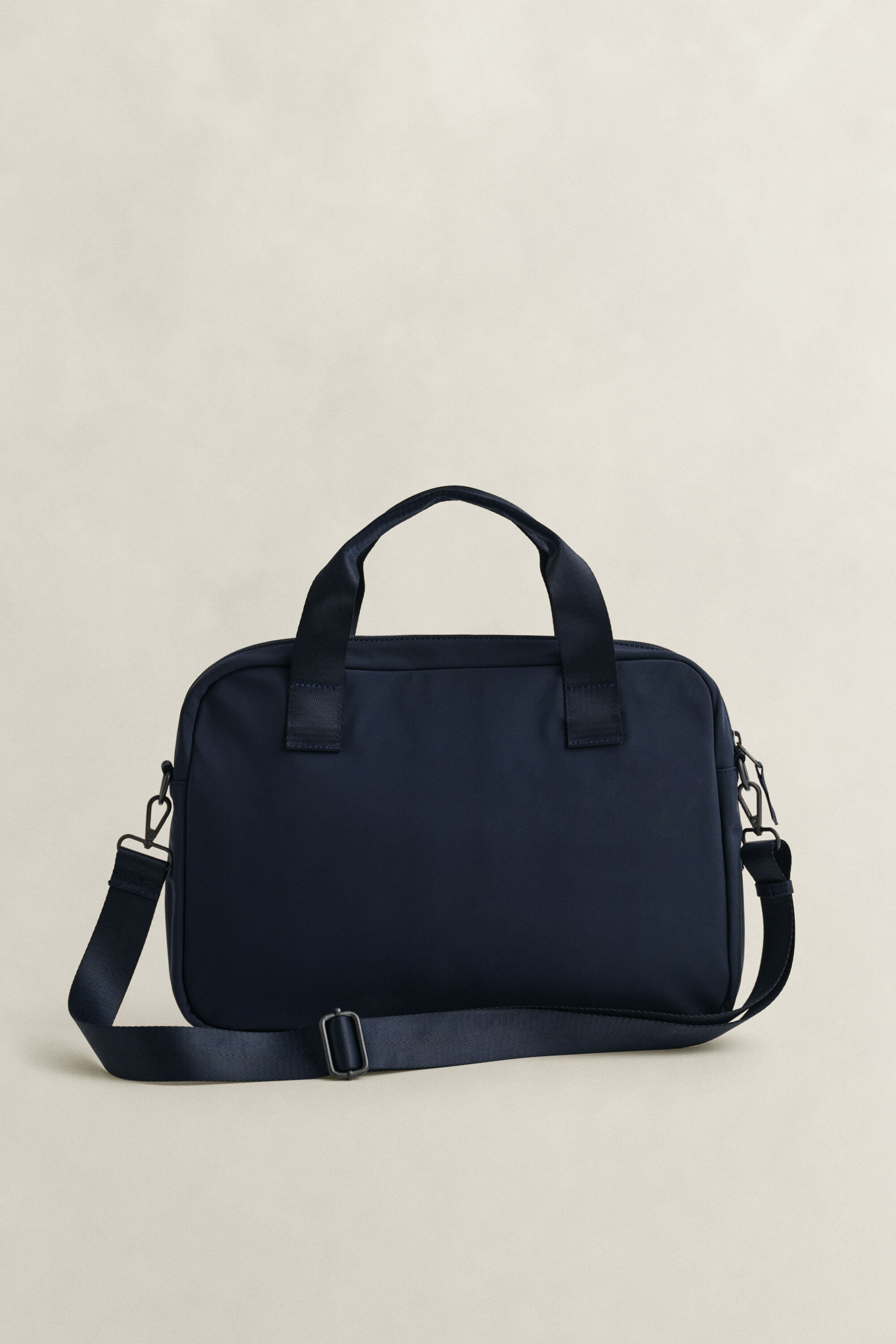 Essential tas voor woon-werkverkeer
