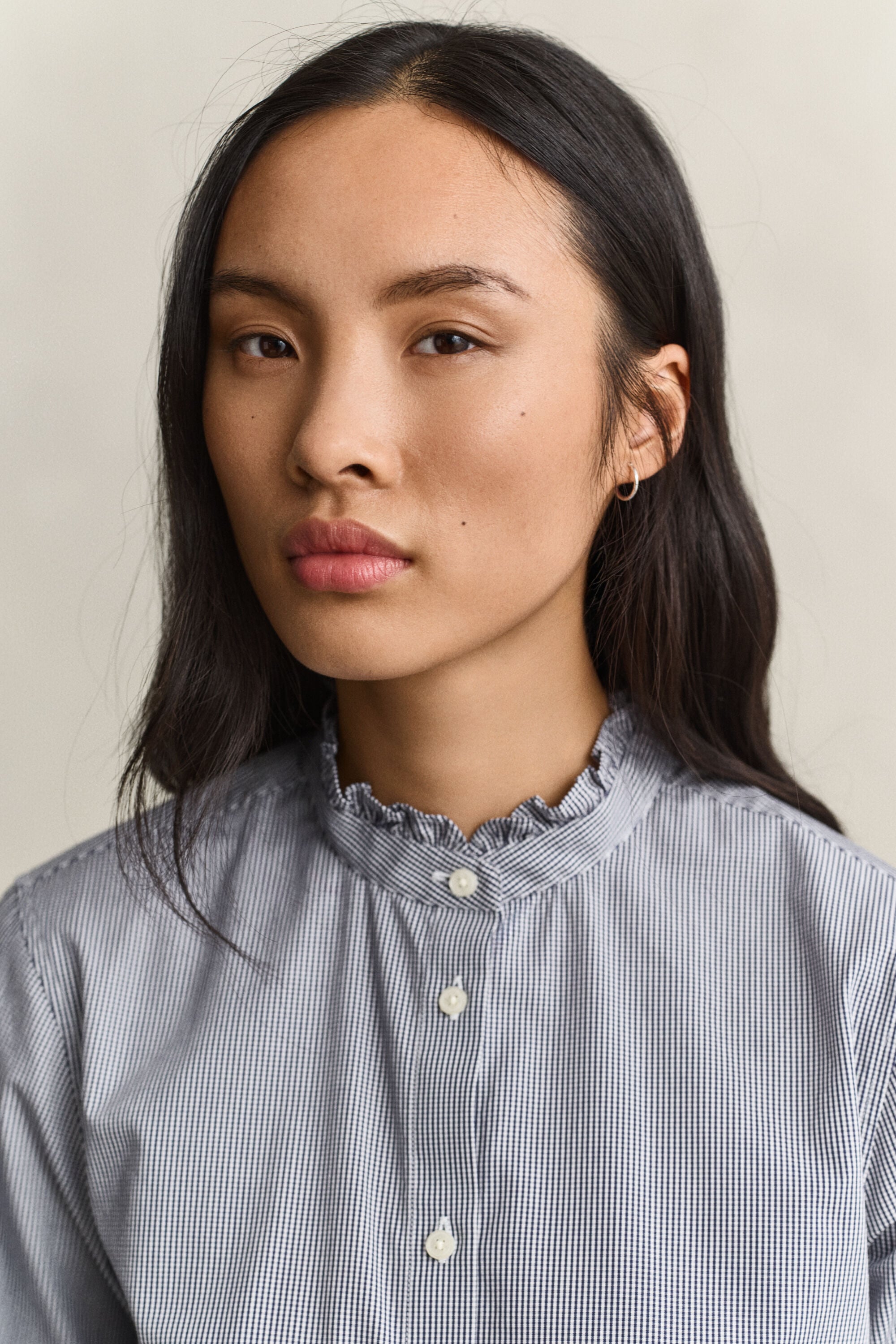 Blouse met ruches langs de kraag