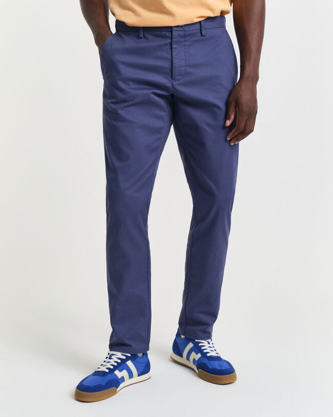 Slim Fit chino