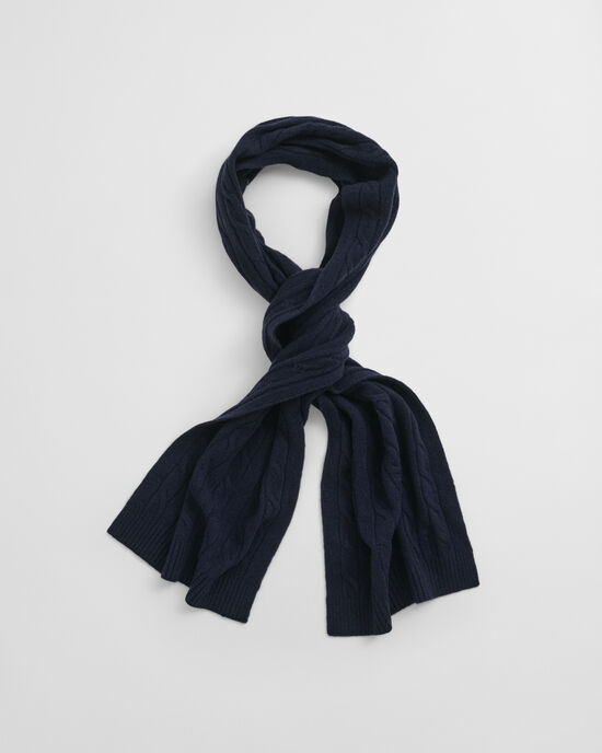 Kabelgebreide wollen sjaal