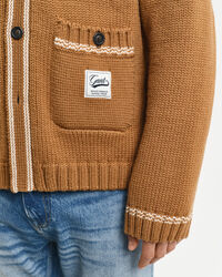 Wollen vest met knopen