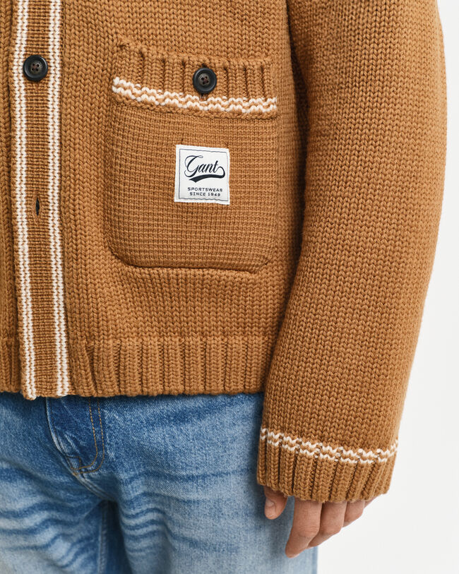 Wollen vest met knopen