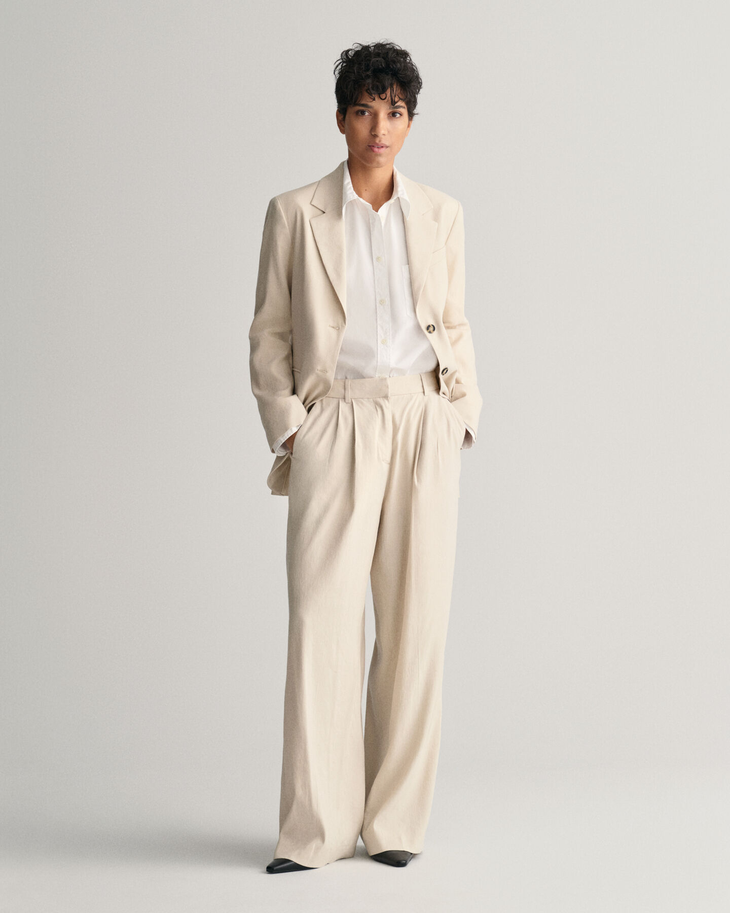 Relaxed Fit getailleerde broek van stretchlinnen