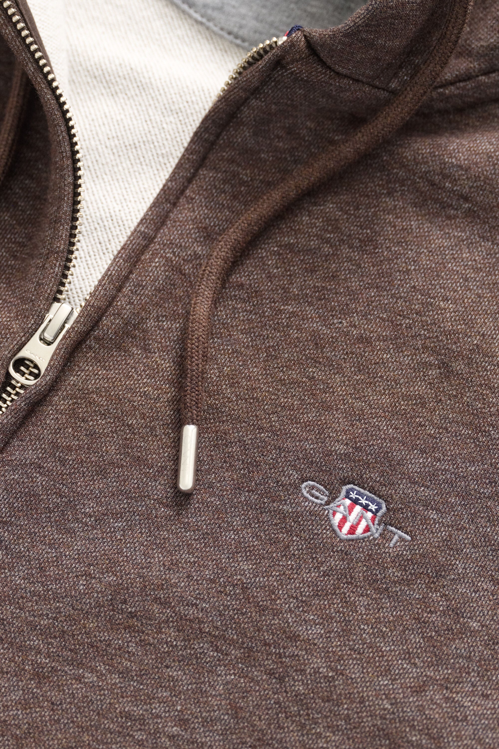 Shield hoodie met ritssluiting