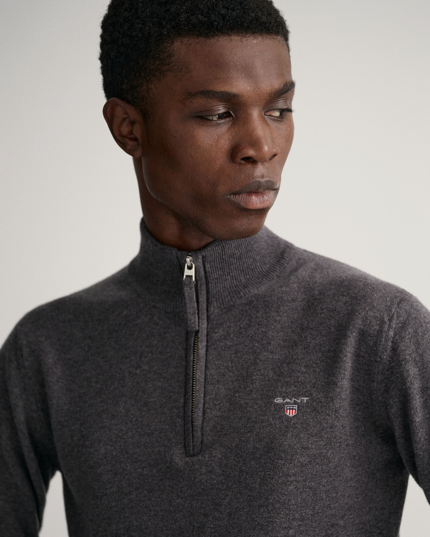 Trui met korte rits van buitengewoon zachte lamswol